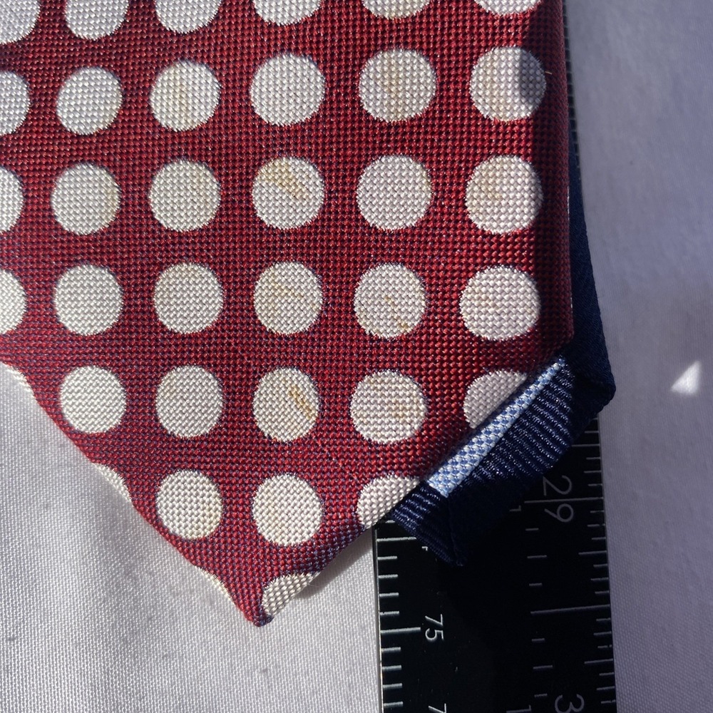 Tommy Hilfiger Red Medallion Necktie 100% Silk Red Blue 60"
